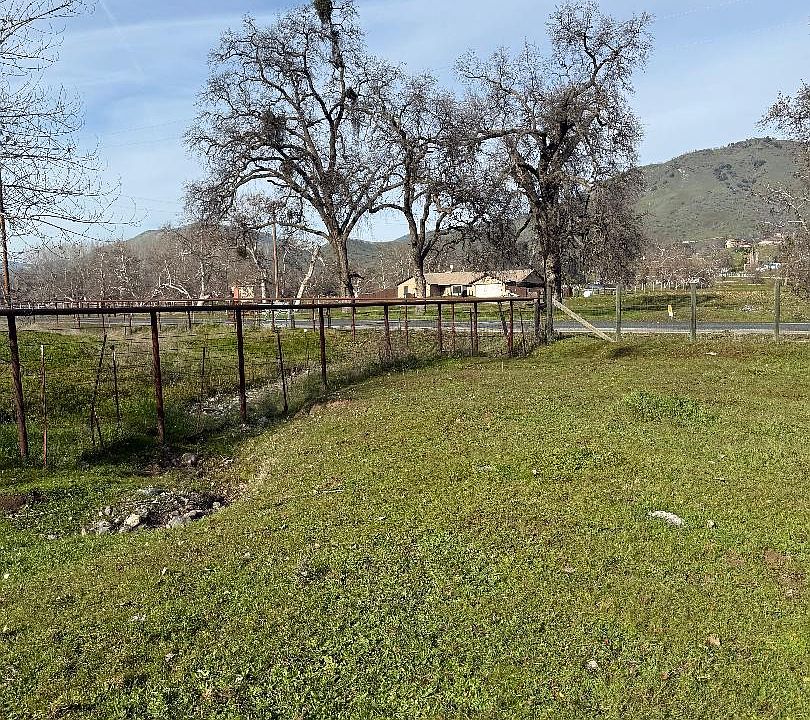 2nd image of 99999 Elwood Rd