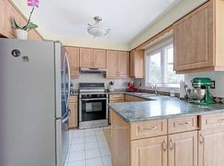 382 Bud Gregory Blvd, Mississauga, ON L4Z 2P8