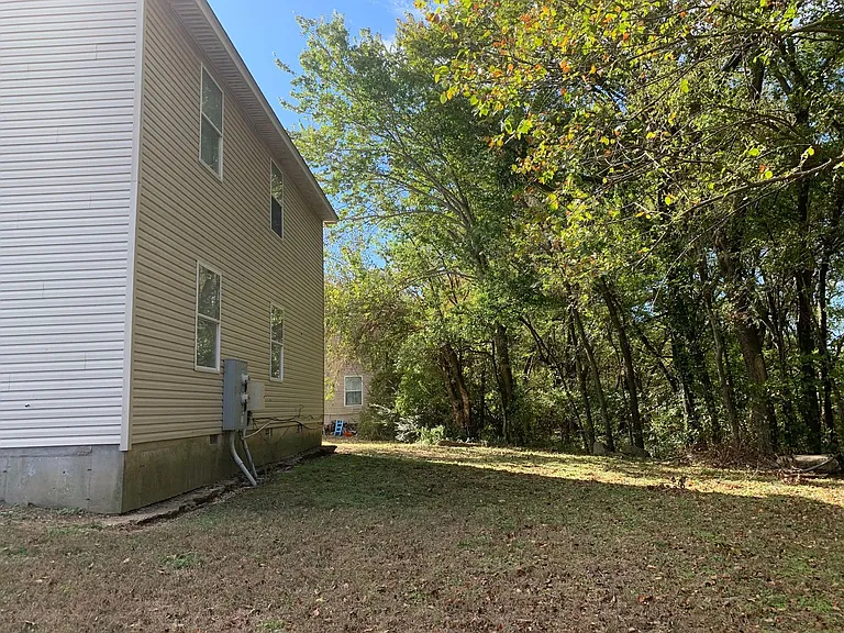 771 Hilltop Dr — Photo 12