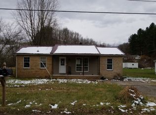 69 Fishing Camp Rd, Buckhannon, WV 26201