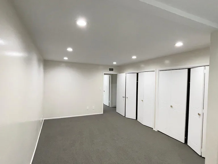 5215 Sepulveda Blvd — Photo 9