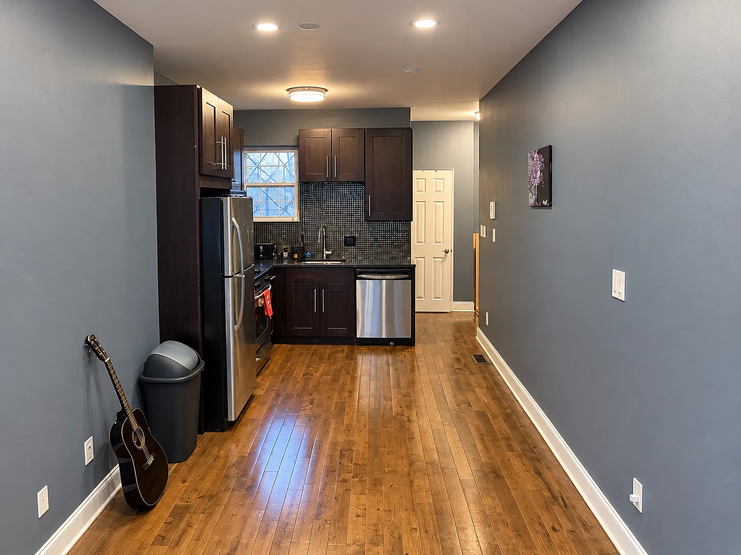 2 bed, 1100 sqft, $1,650 — Photo 4