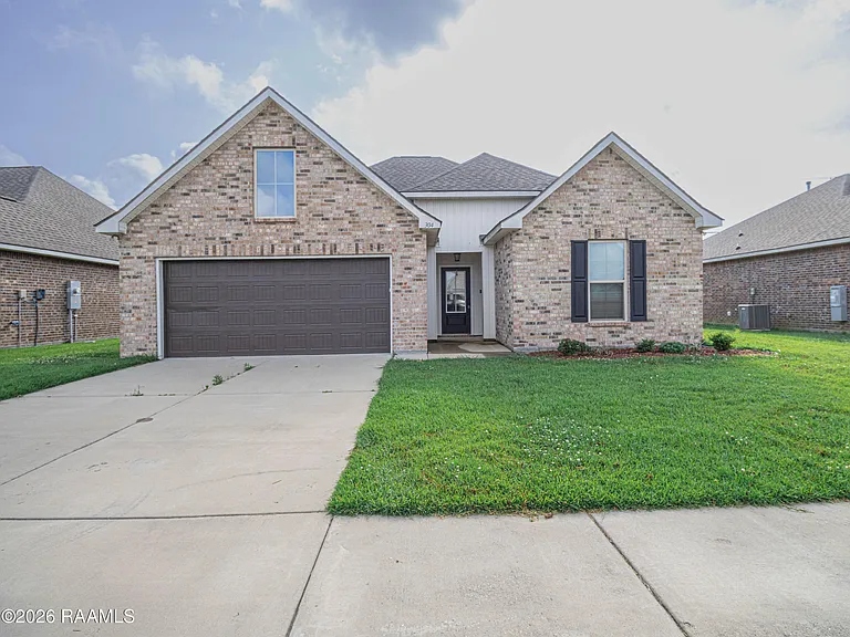 304 Tall Meadows Ln — Photo 1