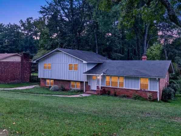 4373 Sun Valley Blvd, East Pt, GA 30344