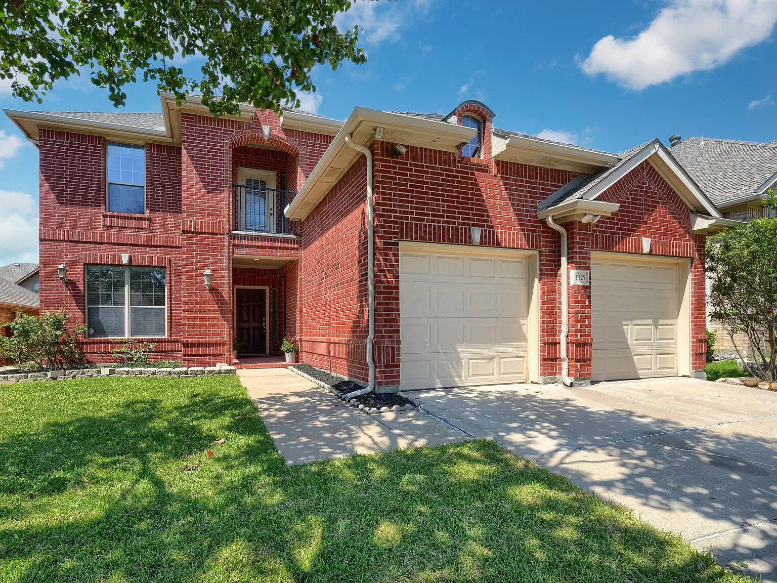 4 bed, 3.5 bath, 2961 sqft, $3,300 — Photo 2