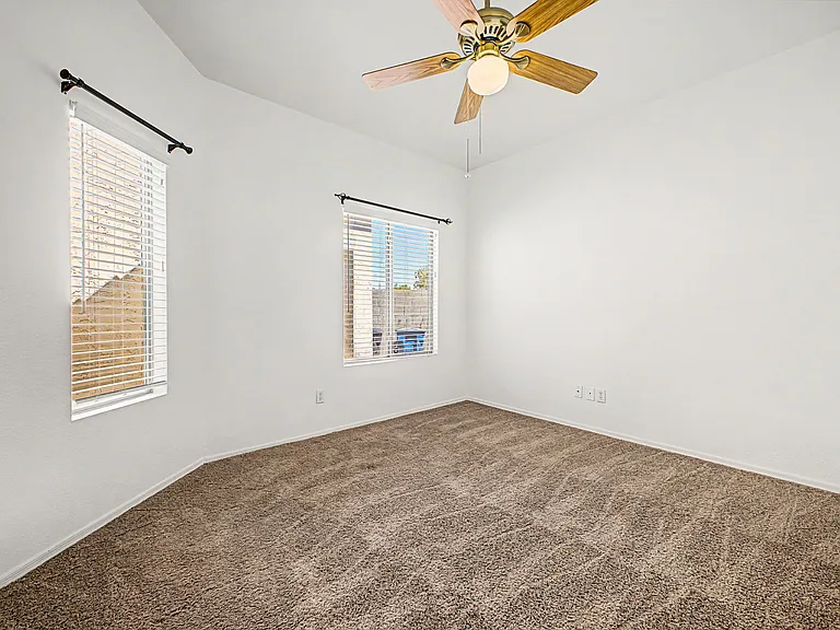 32 N Eaton Pl — Photo 11