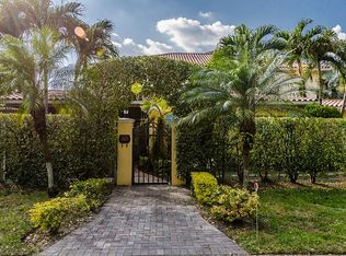 7200 SW 53rd Ct, Miami, FL 33143