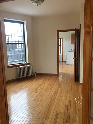 Rented by Warren T Real Estate Corp. | media 21