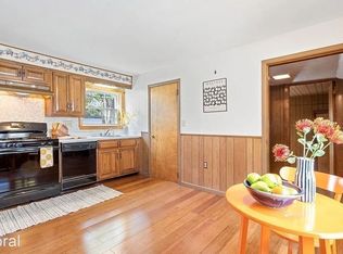 121 Rindge Ave, Cambridge, MA 02140