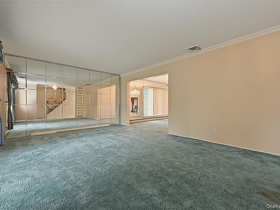 3rd image of 2640 Harvey Avenue
