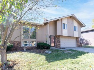 2668 N 129th Cir, Omaha, NE 68164