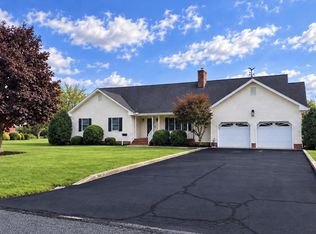102 Quillen Dr, Berlin, MD 21811