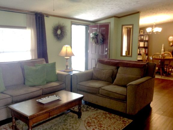 5th image of 11 Terrace Dr