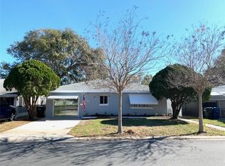 708 4th St SW, Largo, FL 33770