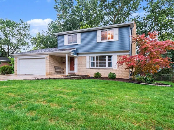 542 Eastlook Dr, Saline, MI 48176