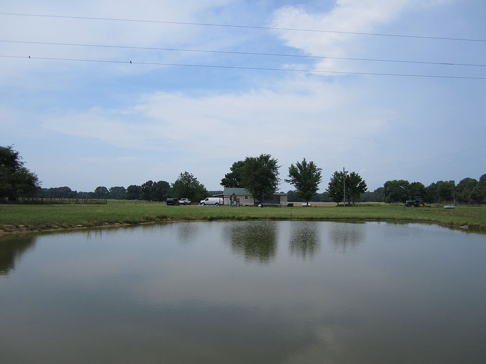 1st image of 389 Golden Dr