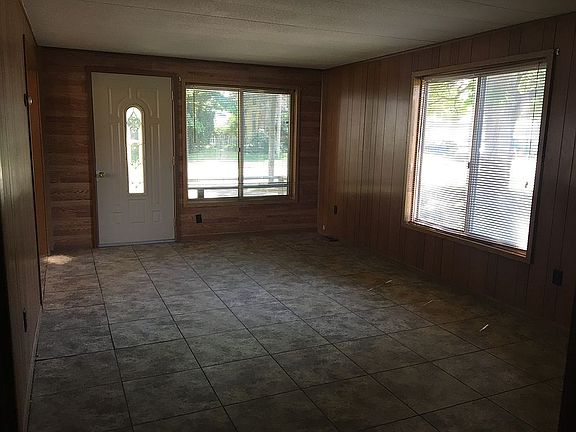 Large Livingroom space
