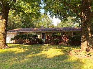 6034 Mission Rd, Fairway, KS 66205