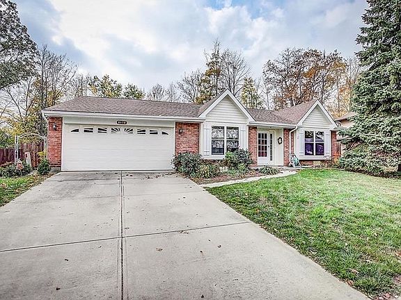 2nd image of 8479 Creek Bed Ct