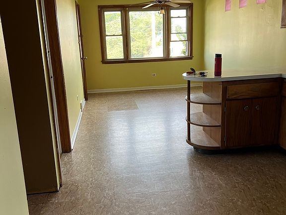 5th image of 5224 S Homan Ave
