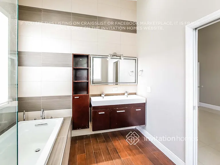 2345 SW 131st Ave — Photo 10