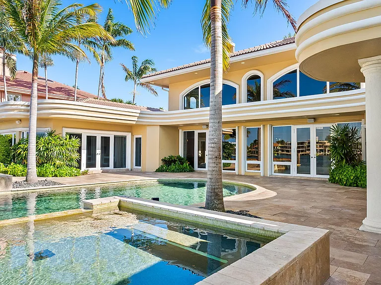 3 Isla Bahia Dr — Photo 51