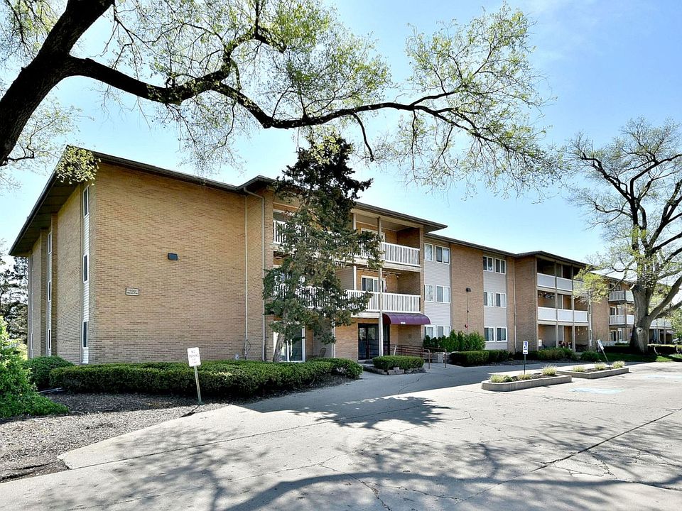 1st image of 930 Beau Dr Unit 308