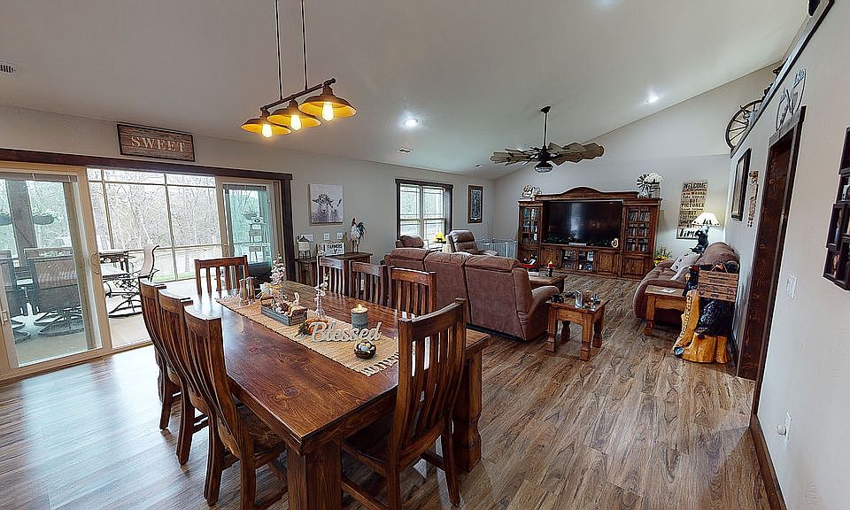 1st image of 120 Coon Creek Farms Dr #1