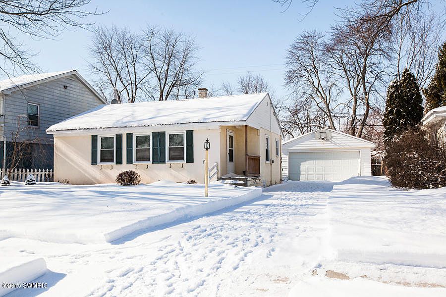 1st image of 655 Cloverdale Ave NW