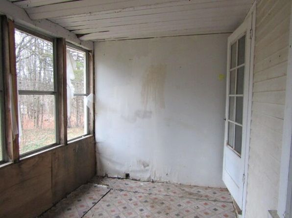 283 Main Street, Sherman, ME 04776