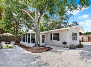 982 Brookwood Ct S, Saint Petersburg, FL 33707