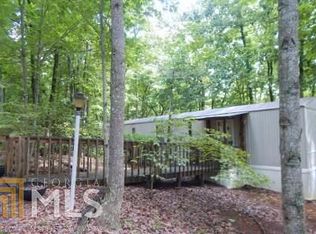 140 Oakridge Dr, Cleveland, GA 30528