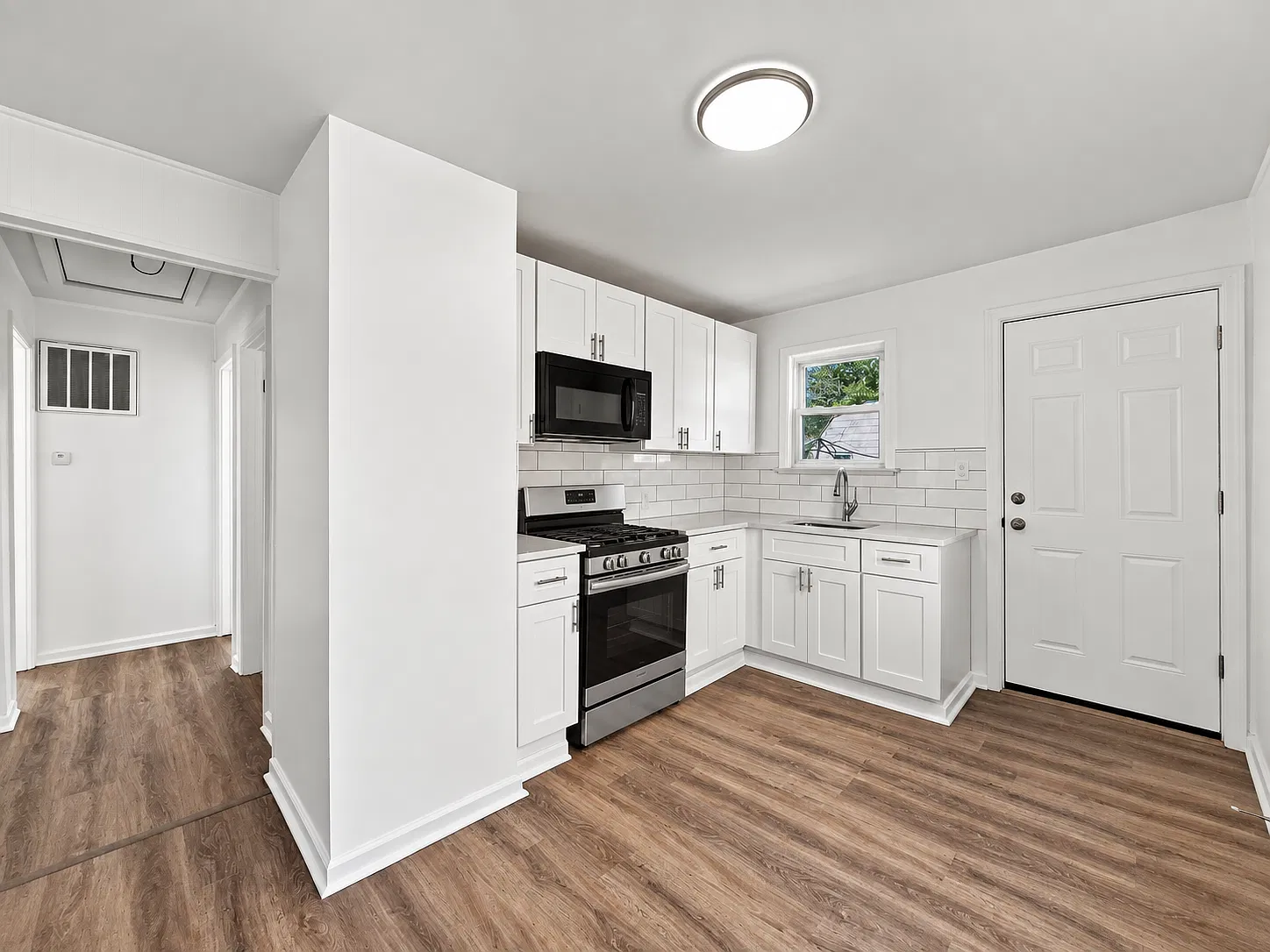 2223 Bergin - 1 — Photo 2
