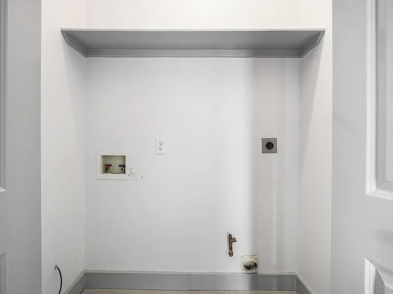 2422 Navigation Blvd #G — Photo 14