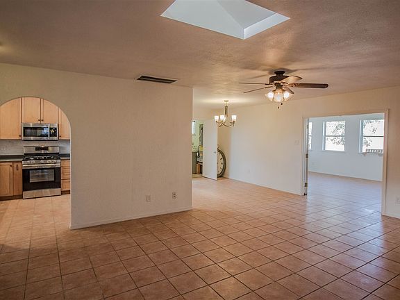 5th image of 1507 White Oaks Ct