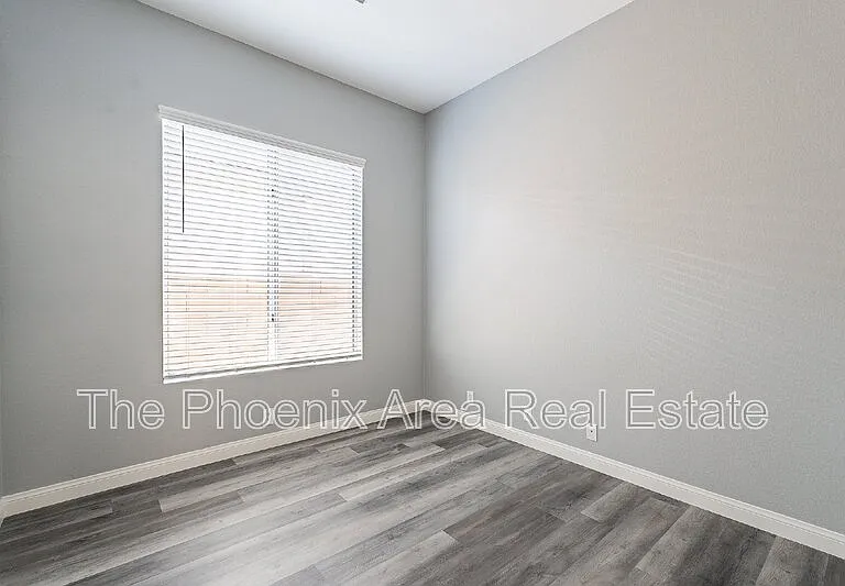 231 S Beverly St — Photo 24