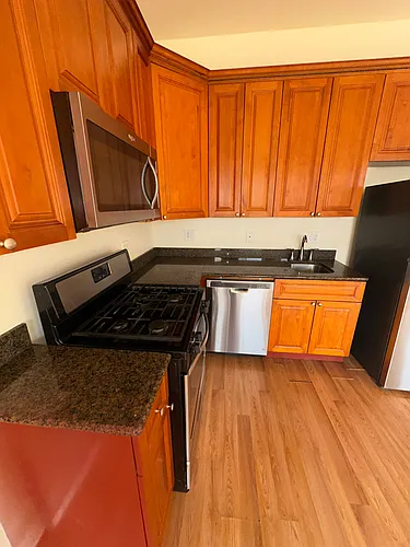 6440 S Maryland Ave #3S Photo 1