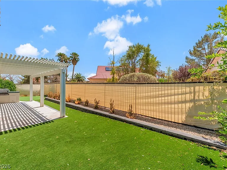 5121 Burr Oak Dr — Photo 21