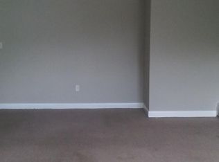 186 Lexington St APT 5, Waltham, MA 02452