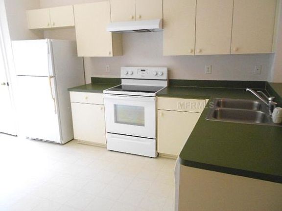4th image of 6655 Summer Cove Dr
