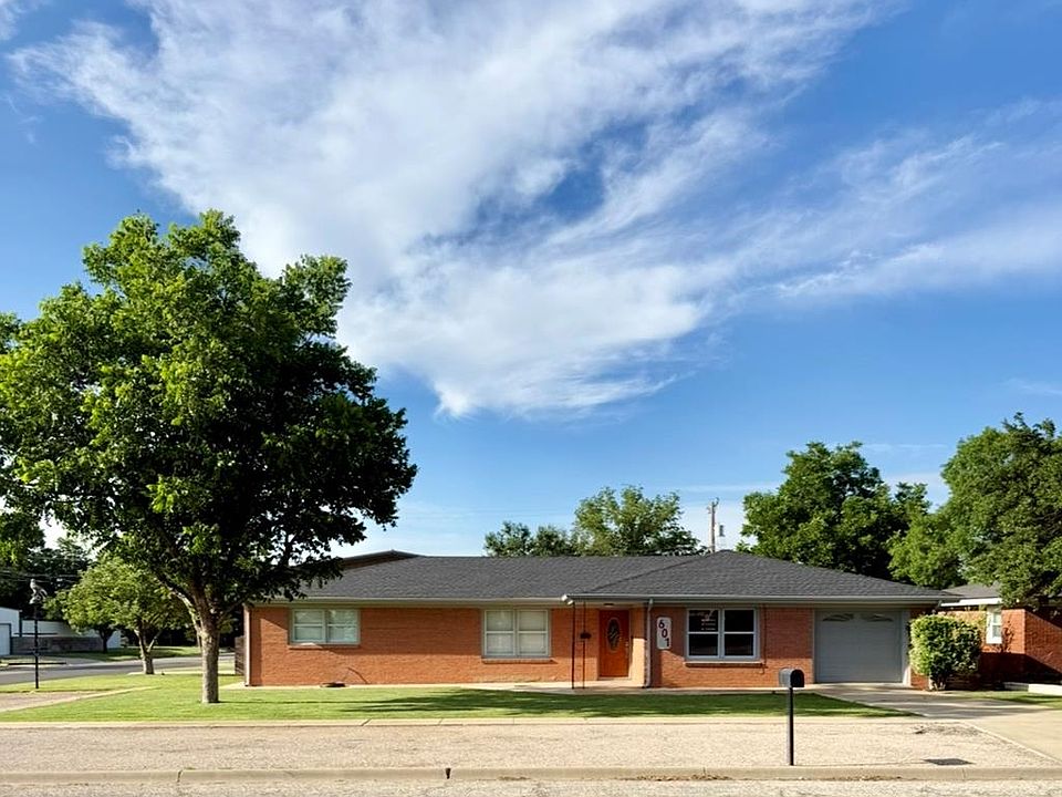 1st image of 601 SW Avenue I