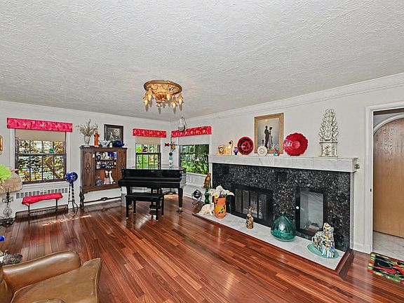 5th image of 5223 W Hayes AVENUE