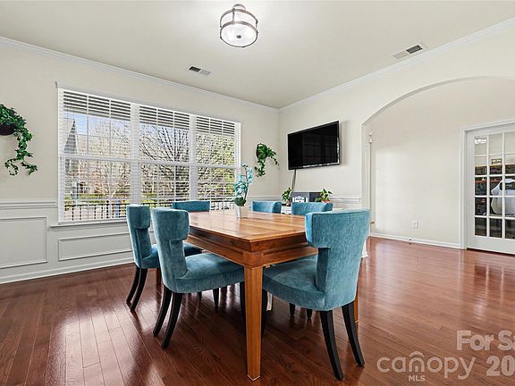 5th image of 1113 Snowbird Ln