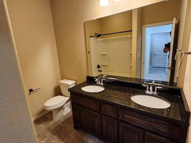6406 Hall Of Fame Blvd — Photo 33