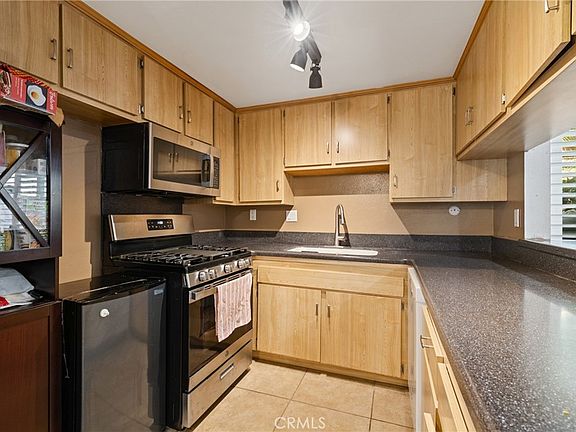3rd image of 3050 S Bristol St Unit 4C