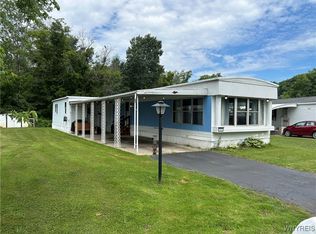 1029 Wish Cir, East Aurora, NY 14052