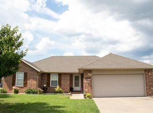 154 Pinyon Ave, Rogersville, MO 65742
