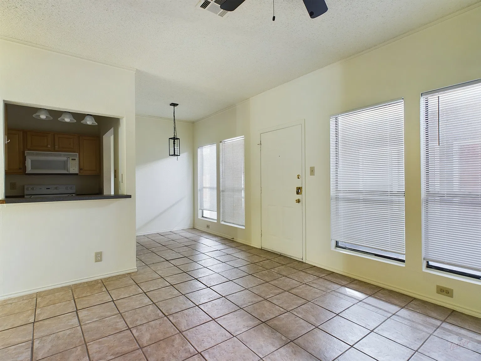 2804 Rio Grande St Apt 210 — Photo 3