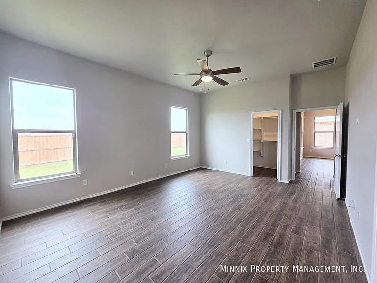 6801 Ranch Ave — Photo 5