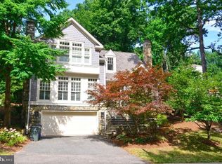 2308 N Vermont St, Arlington, VA 22207